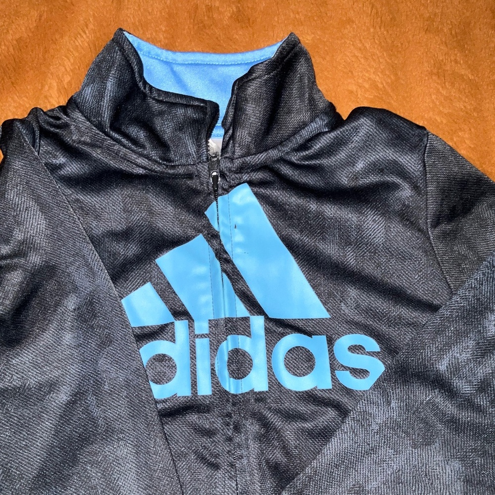 Adidas Toddler Jacket Full Zip Size 5‎ Black Camo and Blue Logo